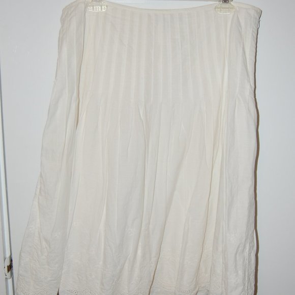 Tommy Hilfiger Size 12 Skirt - Picture 1 of 7